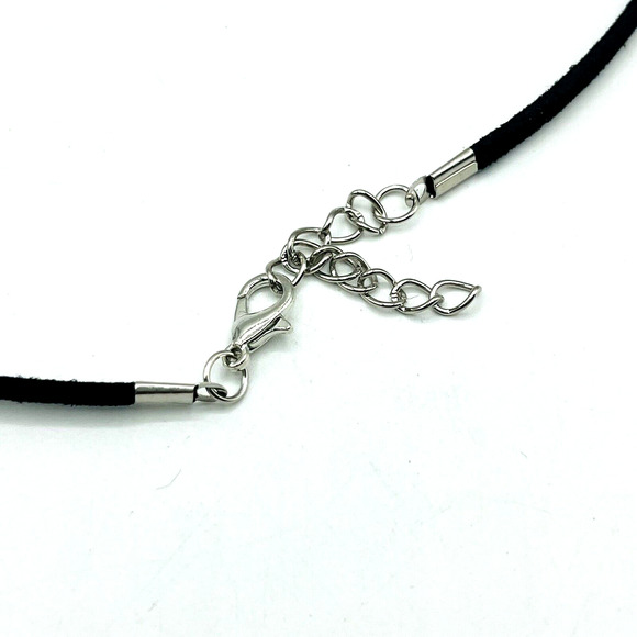 Silver Tone Textured Flower Pebble Oval Pendant Necklace Black Suede Cord 18" - Picture 8 of 8